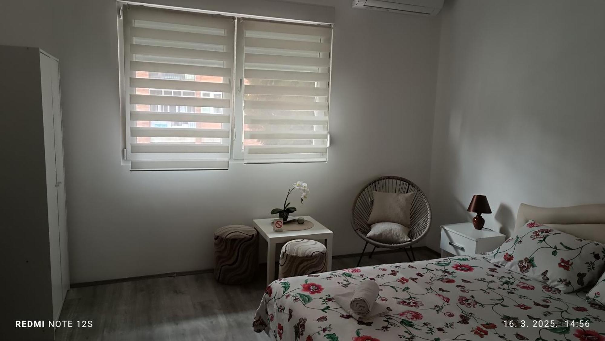 Happy Star Apartment Nis Exterior photo